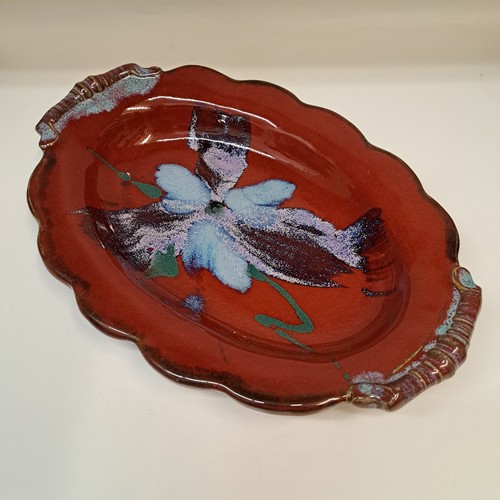 Click to view detail for #250290 Platter, Scalloped Edge Red $22